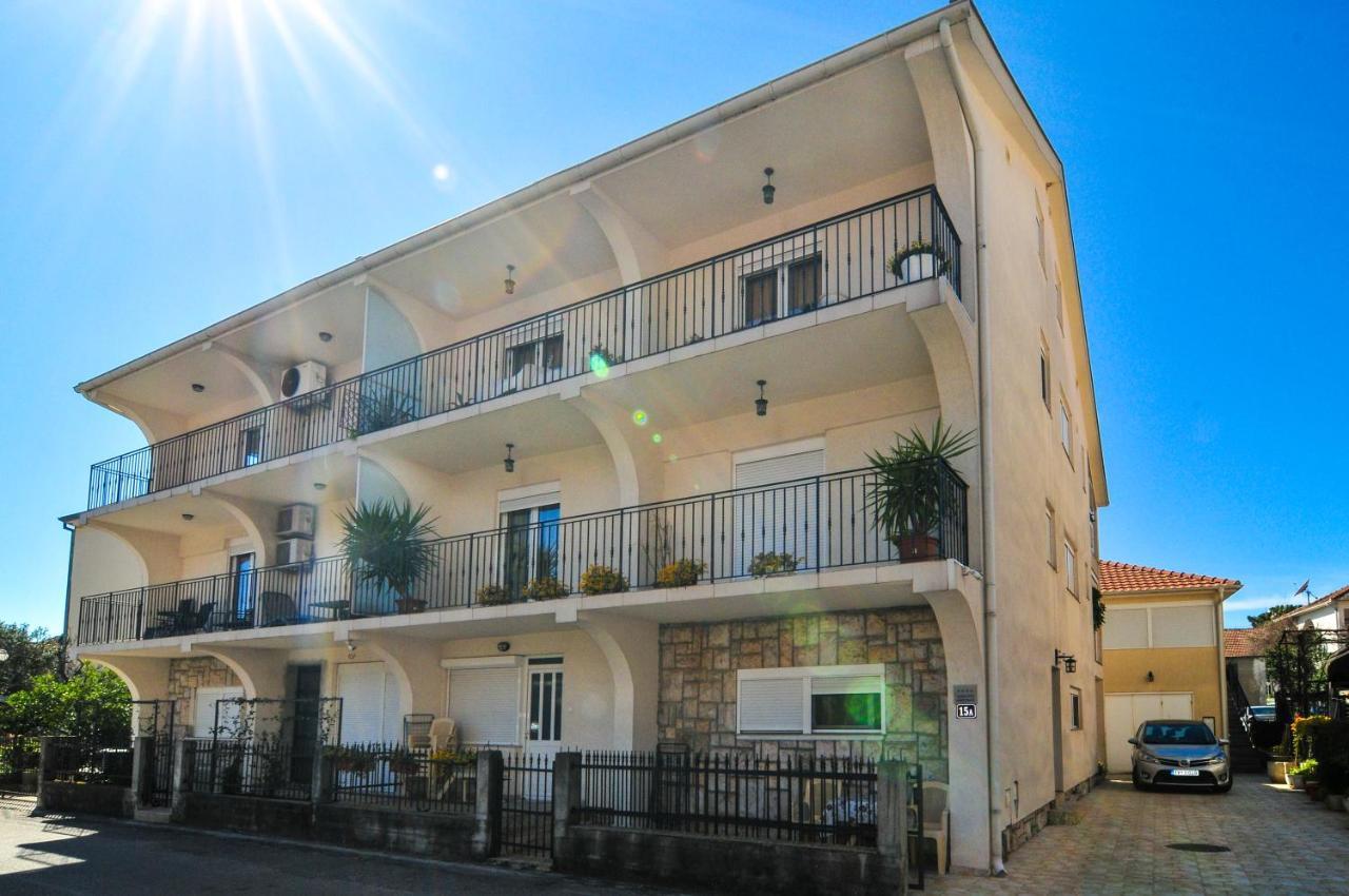 Apartmani Franovic Тиват Екстериор снимка